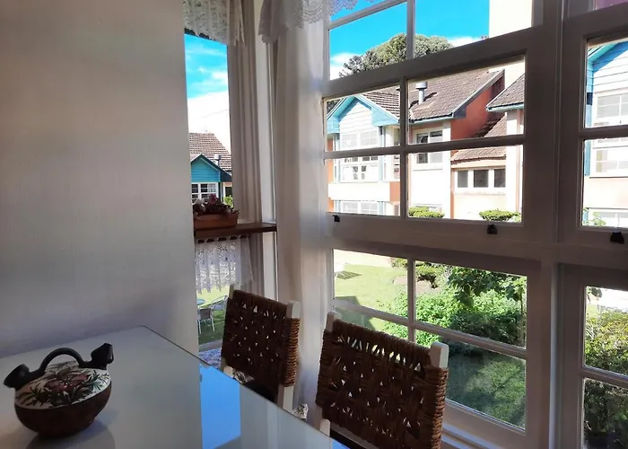 Excelente Duplex Em Gramado - Com Lareira Em Condominio Privativo